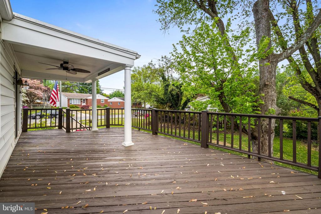 Image 38 of property listing at 1907 LOGWIND RD, Baltimore, MD 21228