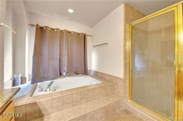 23675 Colony Road, Apple Valley, CA 92308