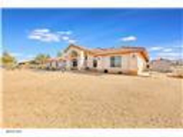 23675 Colony Road, Apple Valley, CA 92308