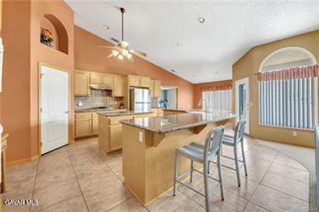 23675 Colony Road, Apple Valley, CA 92308