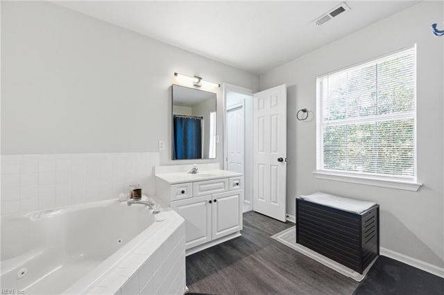 17 Shoal CT, Portsmouth, VA 23703
