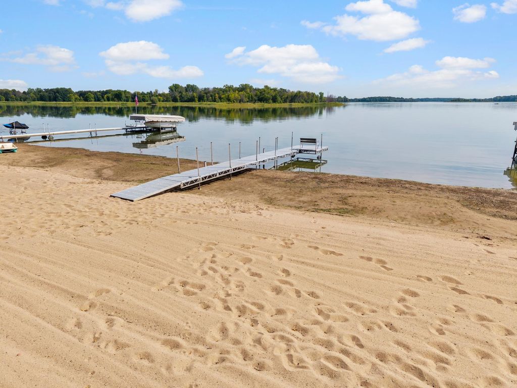 11325 Interlachen Road, Chisago City, MN 55013 — photo 4