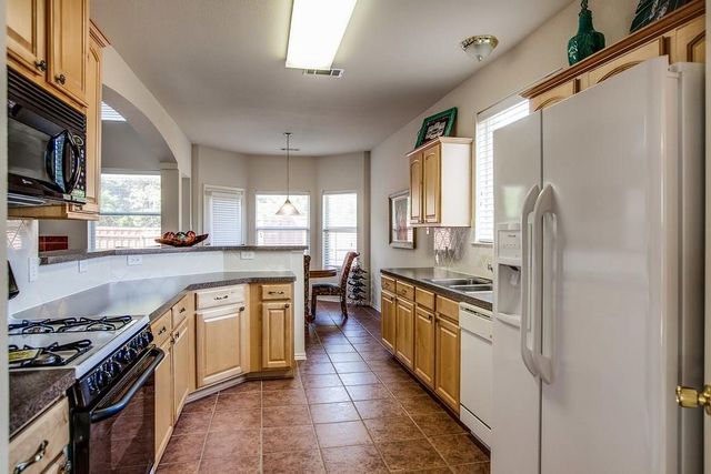 1401 Crutchfield Lane, Lewisville, TX 75077