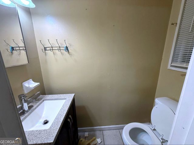 5490 Longmeadow Lane, South Fulton, GA 30349