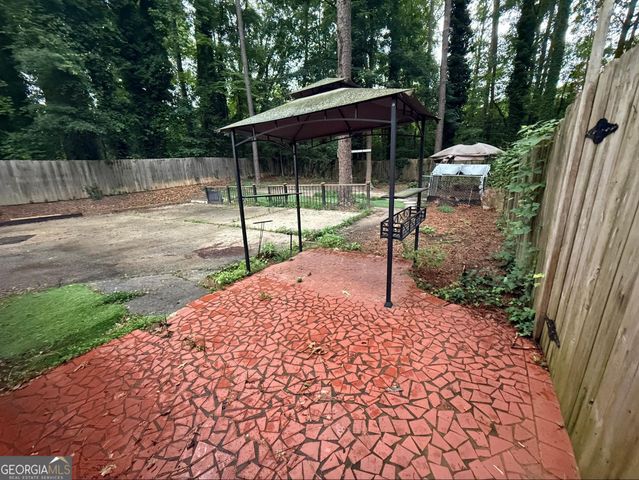5490 Longmeadow Lane, South Fulton, GA 30349