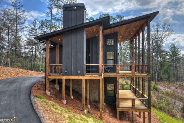 386 Mountain Laurel Ridge, Mineral Bluff, GA 30559