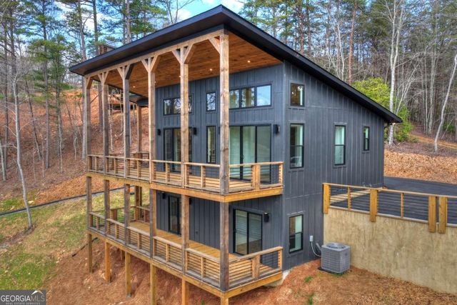 386 Mountain Laurel Ridge, Mineral Bluff, GA 30559
