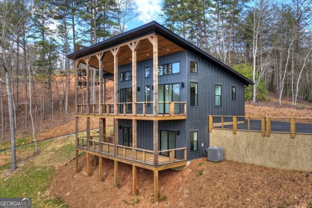 386 Mountain Laurel Ridge, Mineral Bluff, GA 30559