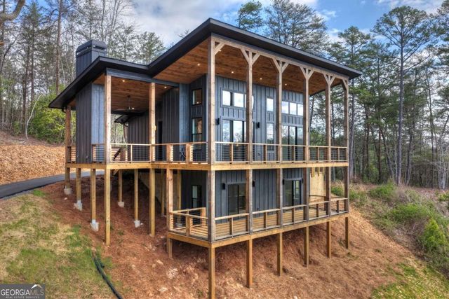 386 Mountain Laurel Ridge, Mineral Bluff, GA 30559