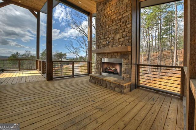 386 Mountain Laurel Ridge, Mineral Bluff, GA 30559