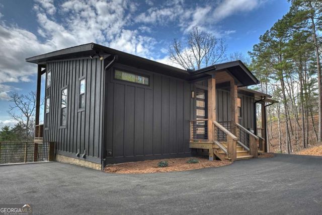 386 Mountain Laurel Ridge, Mineral Bluff, GA 30559