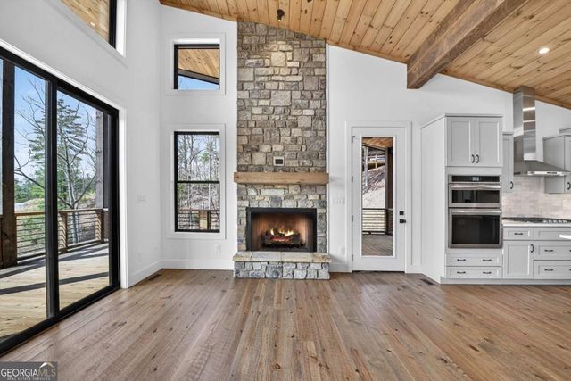 386 Mountain Laurel Ridge, Mineral Bluff, GA 30559