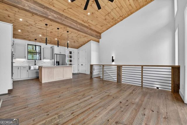 386 Mountain Laurel Ridge, Mineral Bluff, GA 30559