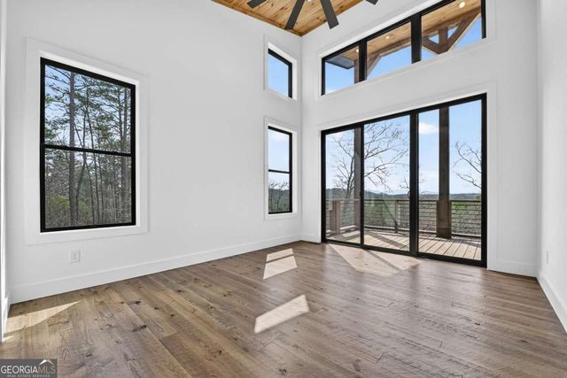 386 Mountain Laurel Ridge, Mineral Bluff, GA 30559