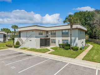 93 WINDTREE LANE 102, Winter Garden, FL 34787