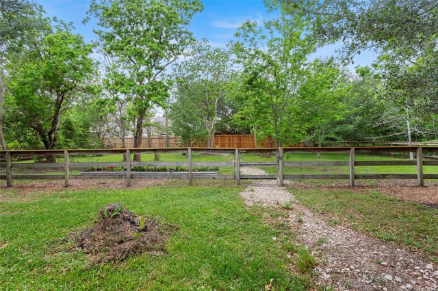 3650 Rivers Road, Pearland, TX 77578