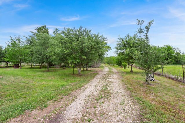 3650 Rivers Road, Pearland, TX 77578