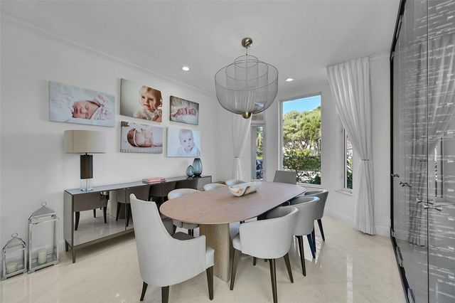 35 Fort Royal Island, Fort Lauderdale, FL 33308