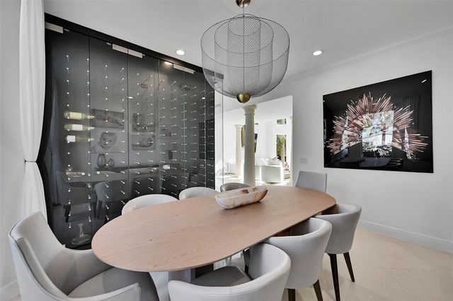 35 Fort Royal Island, Fort Lauderdale, FL 33308