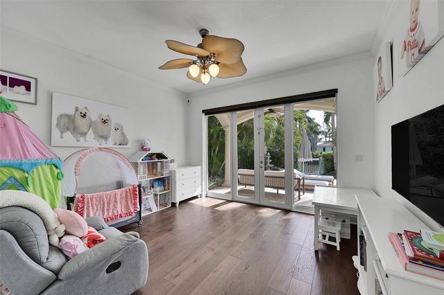 35 Fort Royal Island, Fort Lauderdale, FL 33308