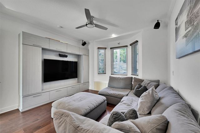 35 Fort Royal Island, Fort Lauderdale, FL 33308