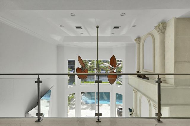 35 Fort Royal Island, Fort Lauderdale, FL 33308