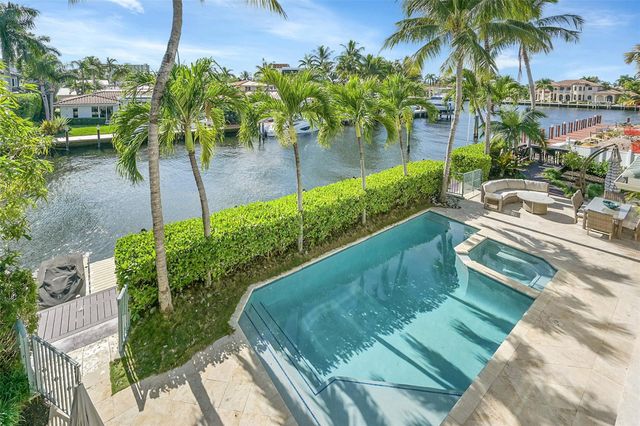 35 Fort Royal Island, Fort Lauderdale, FL 33308