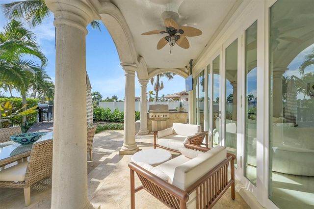 35 Fort Royal Island, Fort Lauderdale, FL 33308