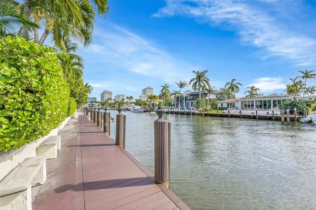 35 Fort Royal Island, Fort Lauderdale, FL 33308