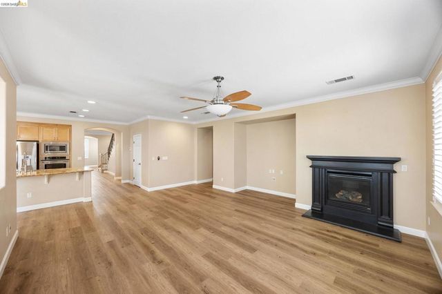 738 Solitude Dr, Oakley, CA 94561