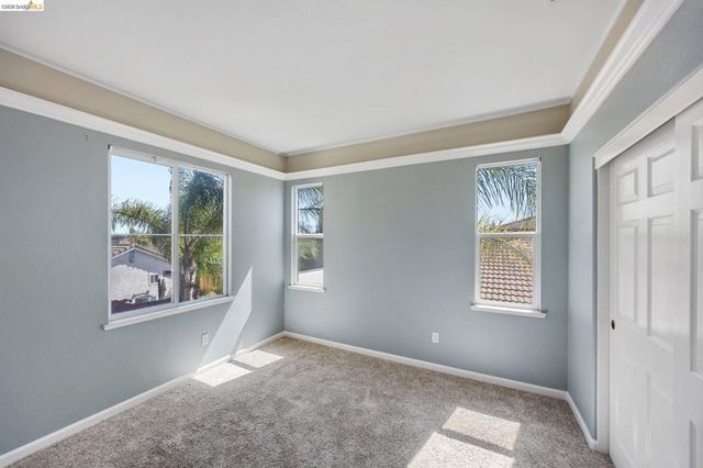 738 Solitude Dr, Oakley, CA 94561