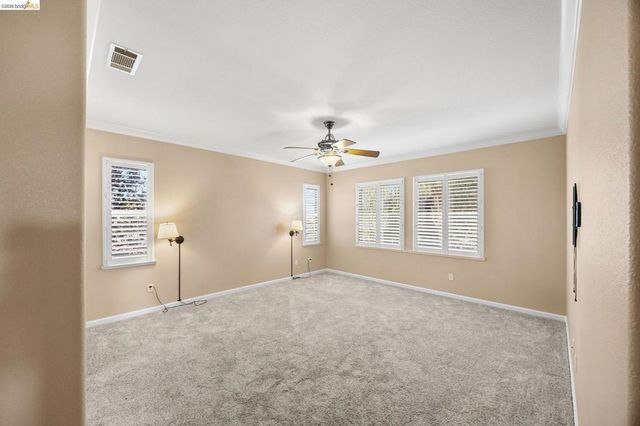 738 Solitude Dr, Oakley, CA 94561