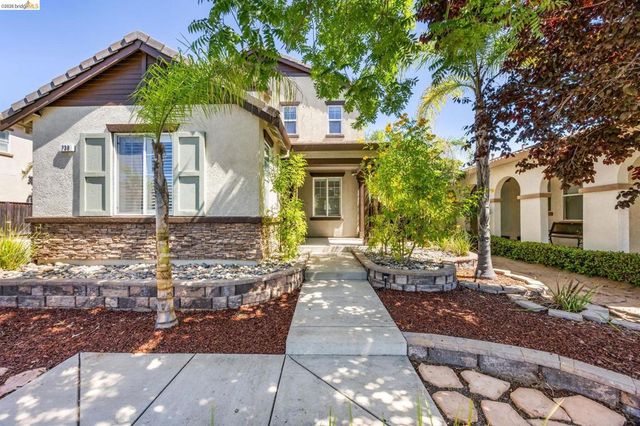 738 Solitude Dr, Oakley, CA 94561