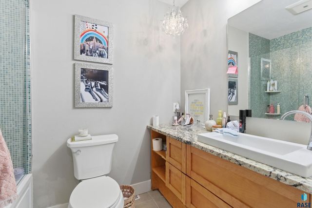 2913 S Ridgeview Way Way, Sioux Falls, SD 57105