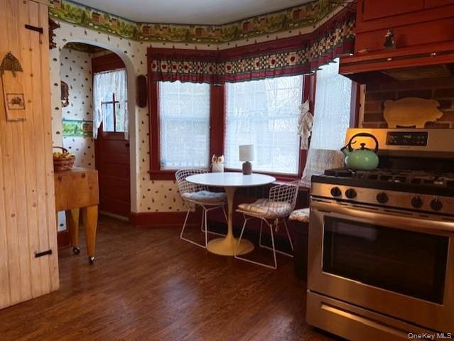 10 Phillips Street, Red Hook, NY 12571