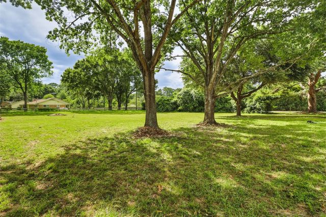 22923 Tomball Cemetery Road, Tomball, TX 77377