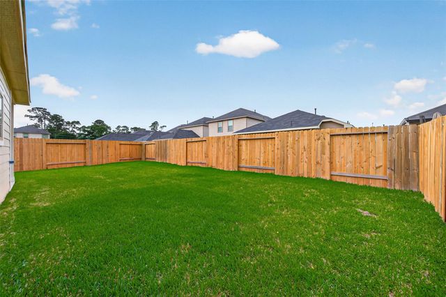520 Emerald Thicket Lane, Houston, TX 77336