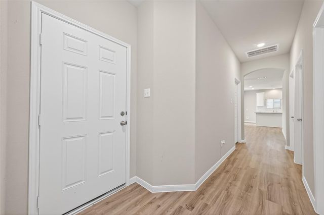 520 Emerald Thicket Lane, Houston, TX 77336