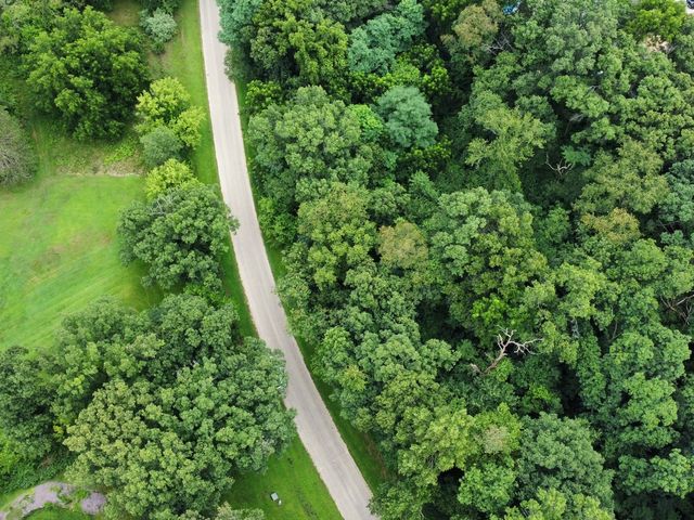 906 Monongahela Drive, Dixon, IL 61021