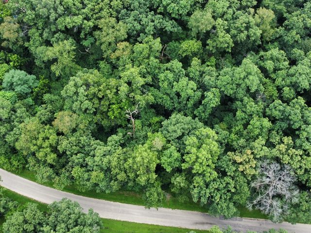 906 Monongahela Drive, Dixon, IL 61021