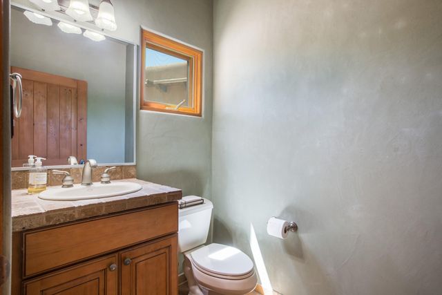 9 W Alary Lane, Corrales, NM 87048