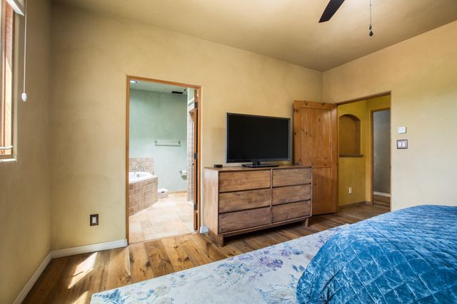 9 W Alary Lane, Corrales, NM 87048