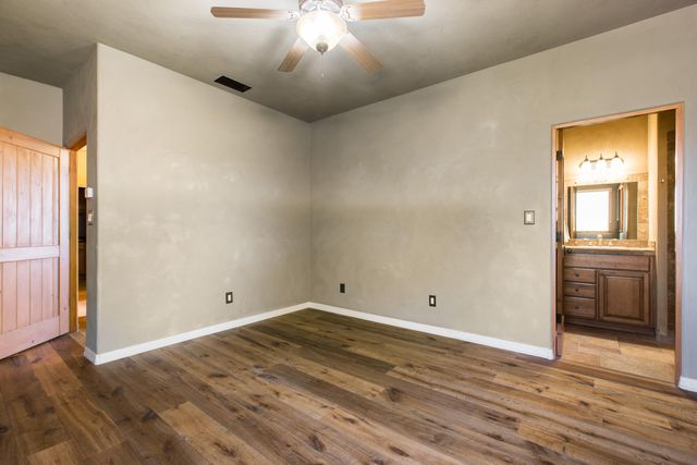 9 W Alary Lane, Corrales, NM 87048