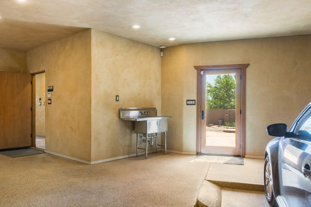 9 W Alary Lane, Corrales, NM 87048