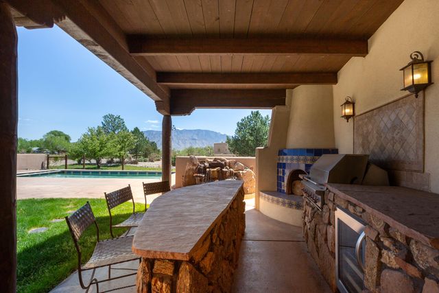 9 W Alary Lane, Corrales, NM 87048