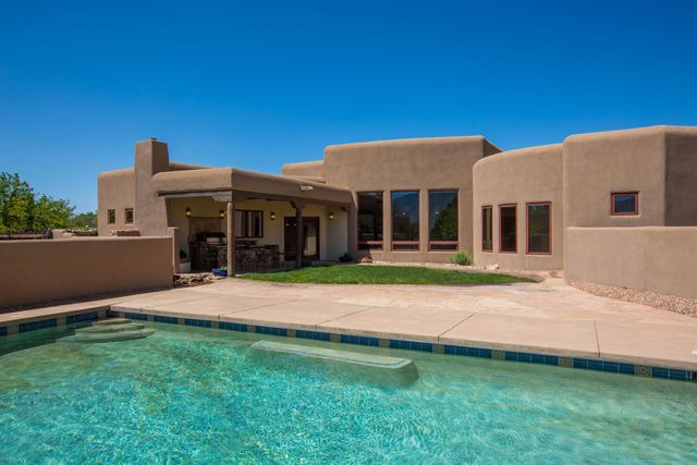 9 W Alary Lane, Corrales, NM 87048