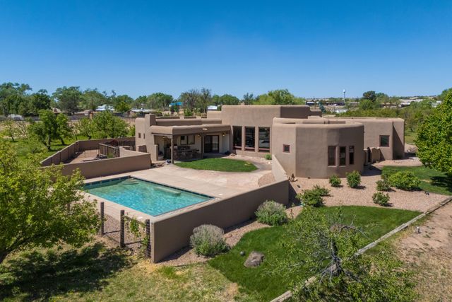 9 W Alary Lane, Corrales, NM 87048
