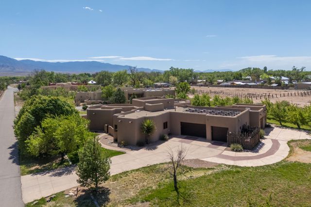 9 W Alary Lane, Corrales, NM 87048