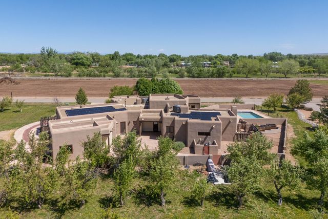 9 W Alary Lane, Corrales, NM 87048