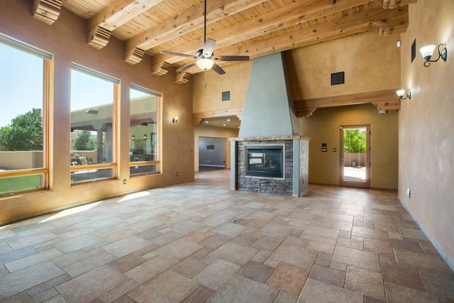 9 W Alary Lane, Corrales, NM 87048